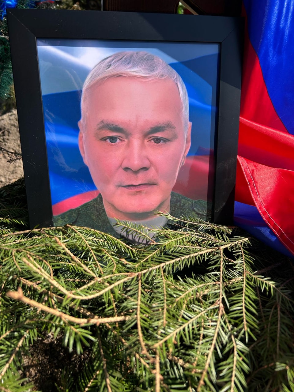 Мемориал Z Павлово-Посадского городского округа: Травников Евгений Викторович, звание: рядовой, дата рождения: неизвестно, погиб: 10.04.2025